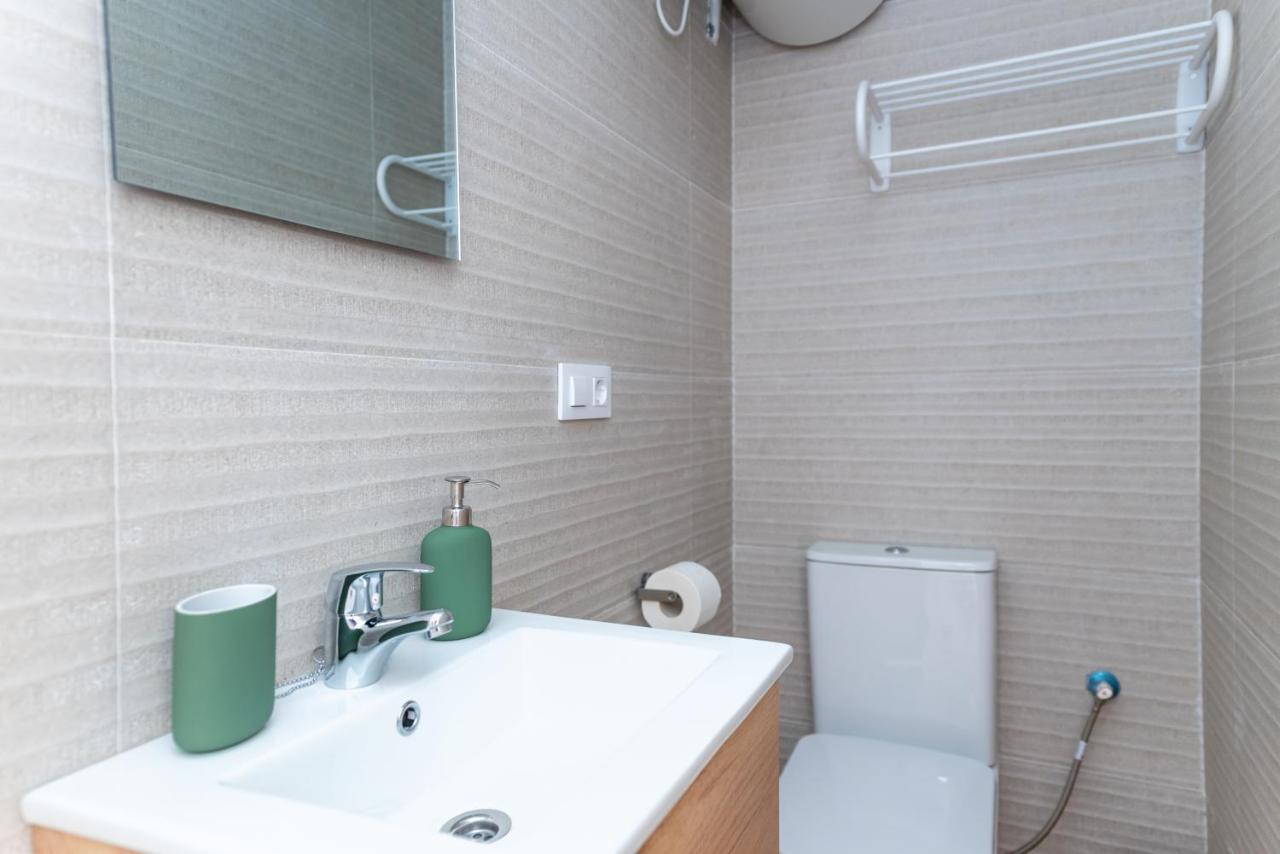 Apartamentos Manuel Roio เวเฮร์ เด ลา ฟรอนเตรา ภายนอก รูปภาพ